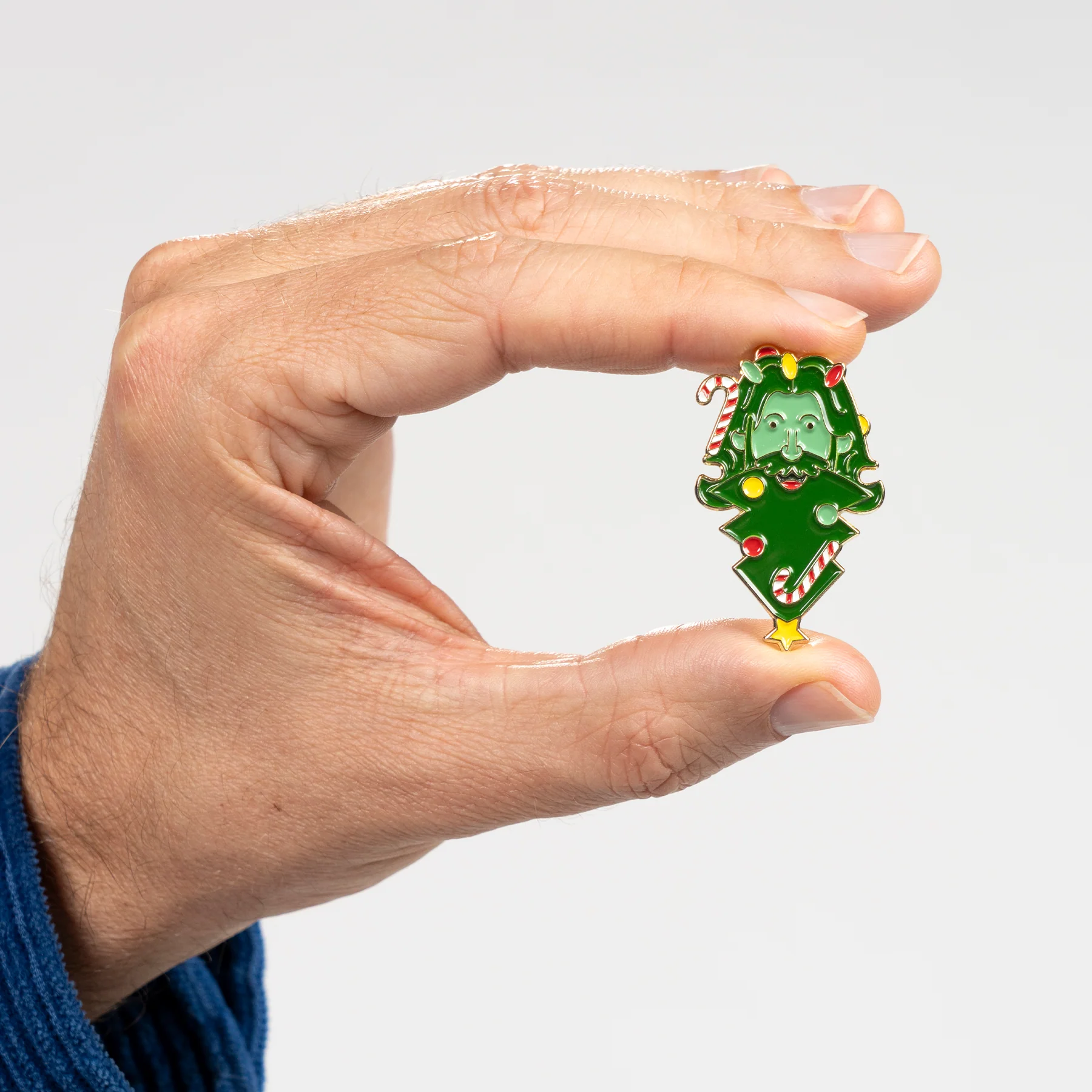 768-dec-2023-rhett-s-christmas-face-pin-of-the-month-4.webp DEC 2023 - Rhett's Christmas Face Pin of the Month